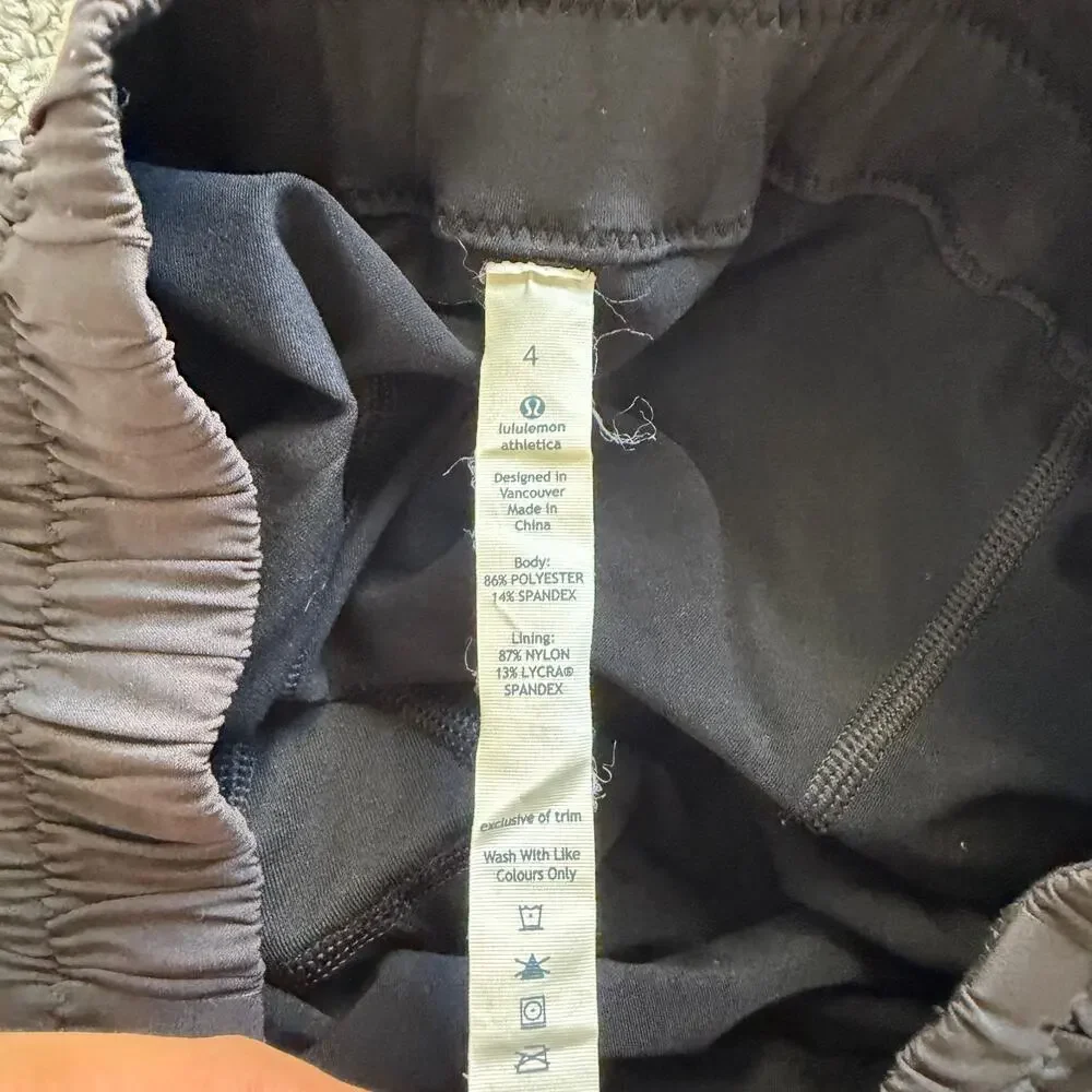 Lululemon Women's Skort Running Breeze By Skirt Black Sz 4